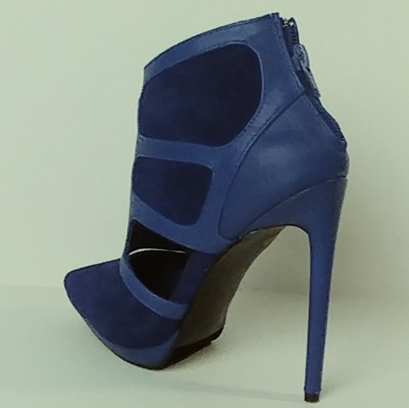 Blue Pointed Toe Heel Size 6 - Picture 4 of 6